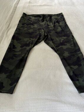 Men's Old Navy Camo Leggins